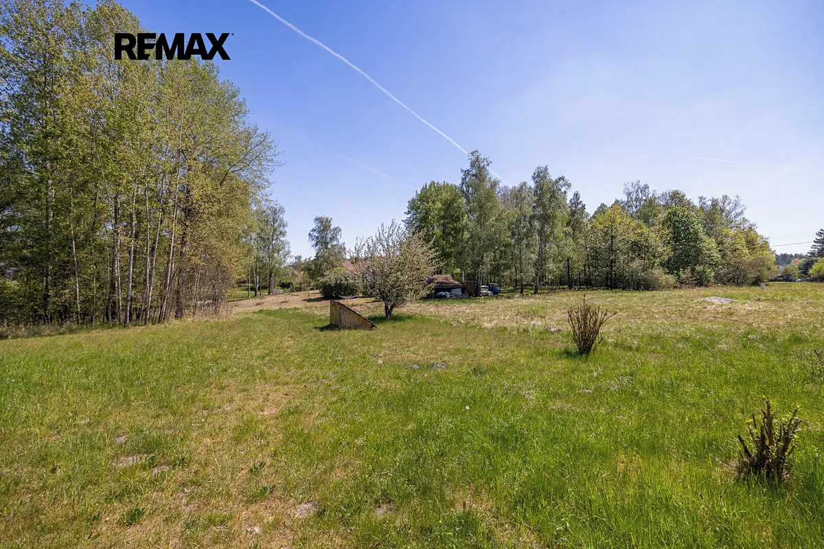 Prodej stavebního pozemku 8139 m²